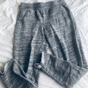 Gray Joggers L